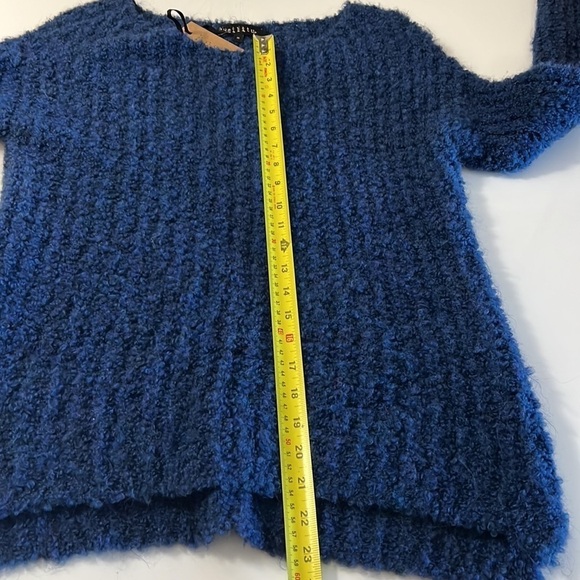 HUMILITY made in Italy Beautiful royal blue mohair/wool blend sweater NWT - Picture 11 of 13